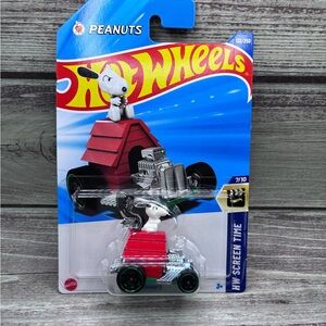 NWT Snoopy Peanuts Hotwheels